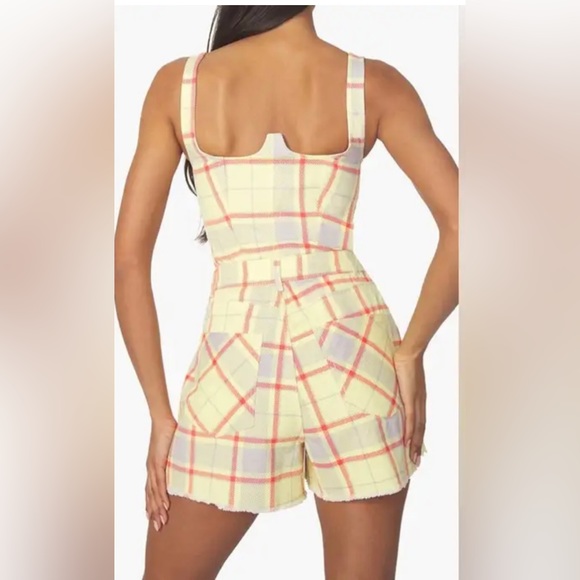 WeWoreWhat NWT Revolve Boyfriend Short Plaid Garden Glade - Picture 6 of 7